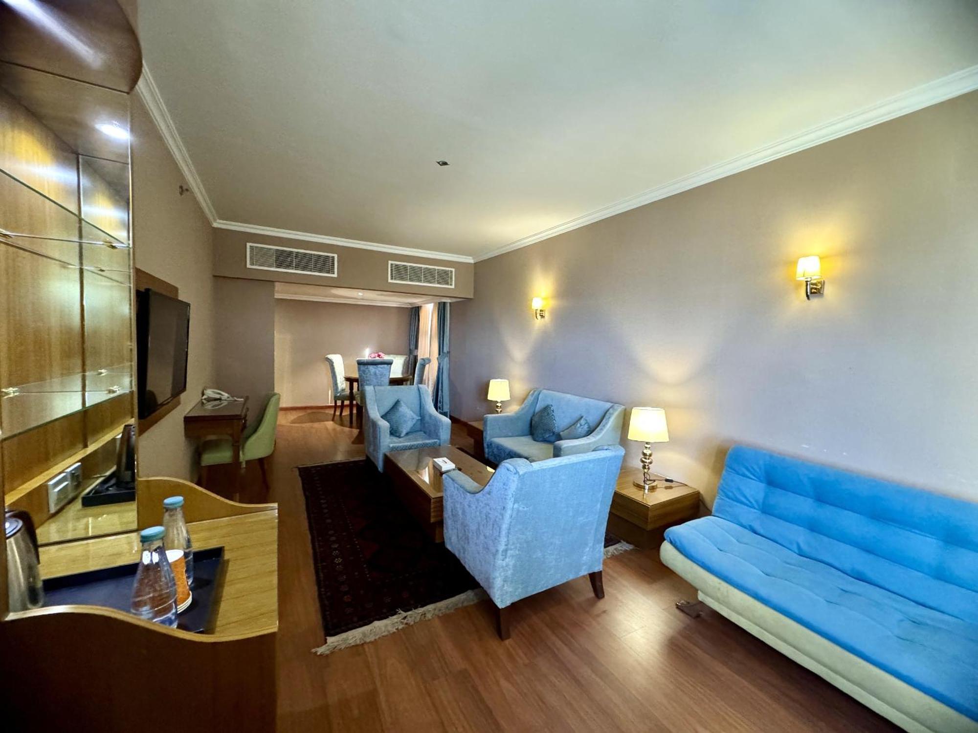 Jeddah Grand Hotel Exterior photo